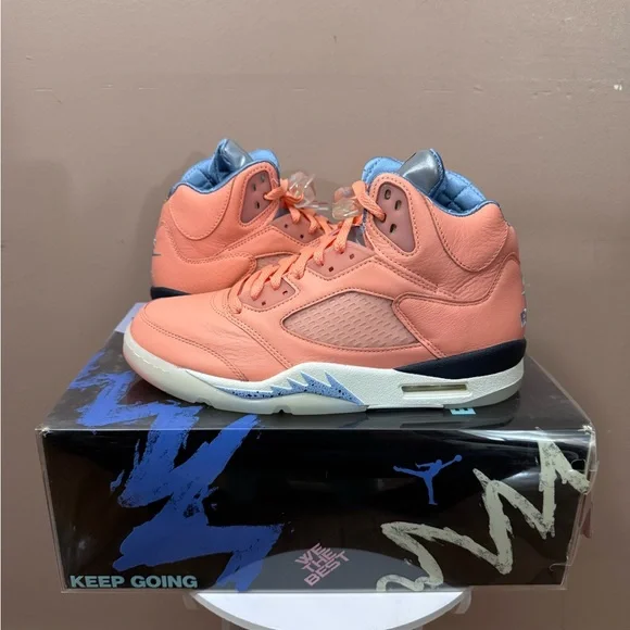 Size 8 - Jordan 5 X DJ Khaled “We The Best” - Picture 2 of 8